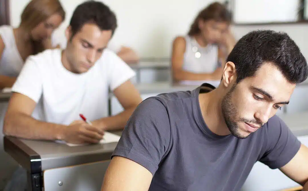 Les 7 IEP de Province maintiennent leur concours écrit