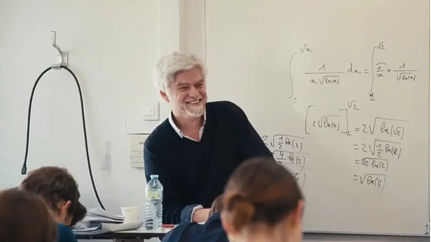 Élèves en cours chez Cours Thalès